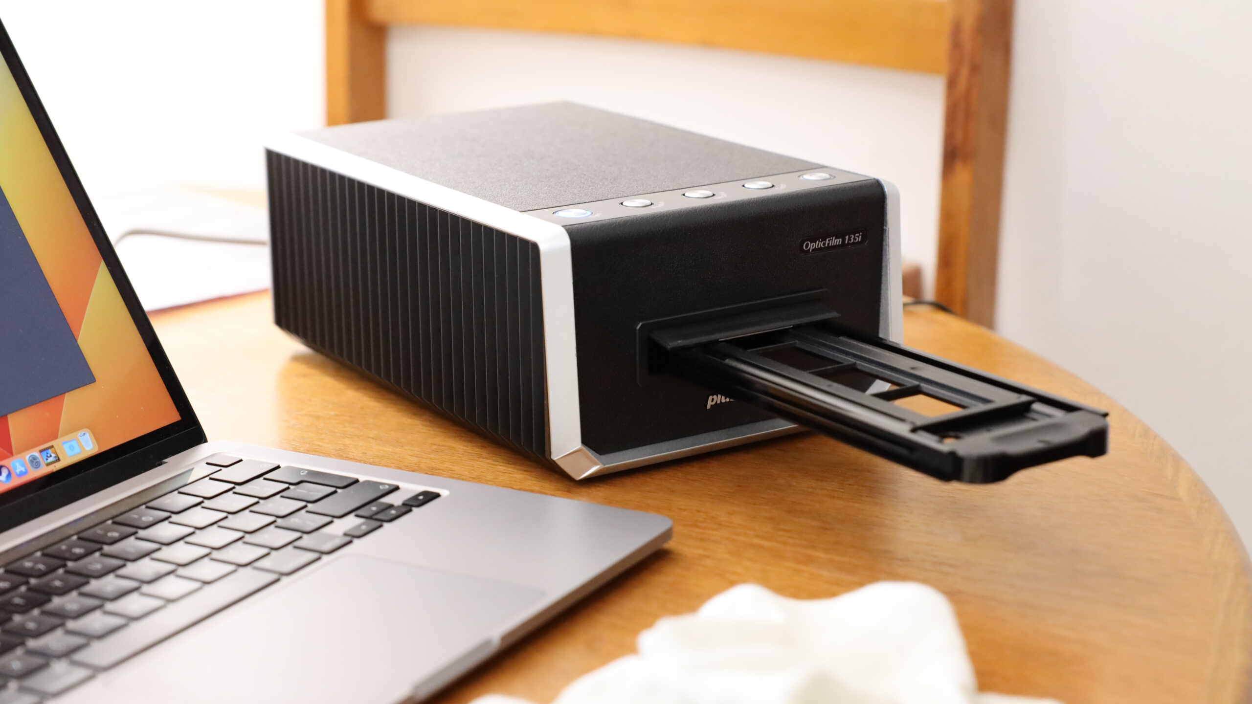 The Best Scanners to Digitize Your Photographs Without Damage